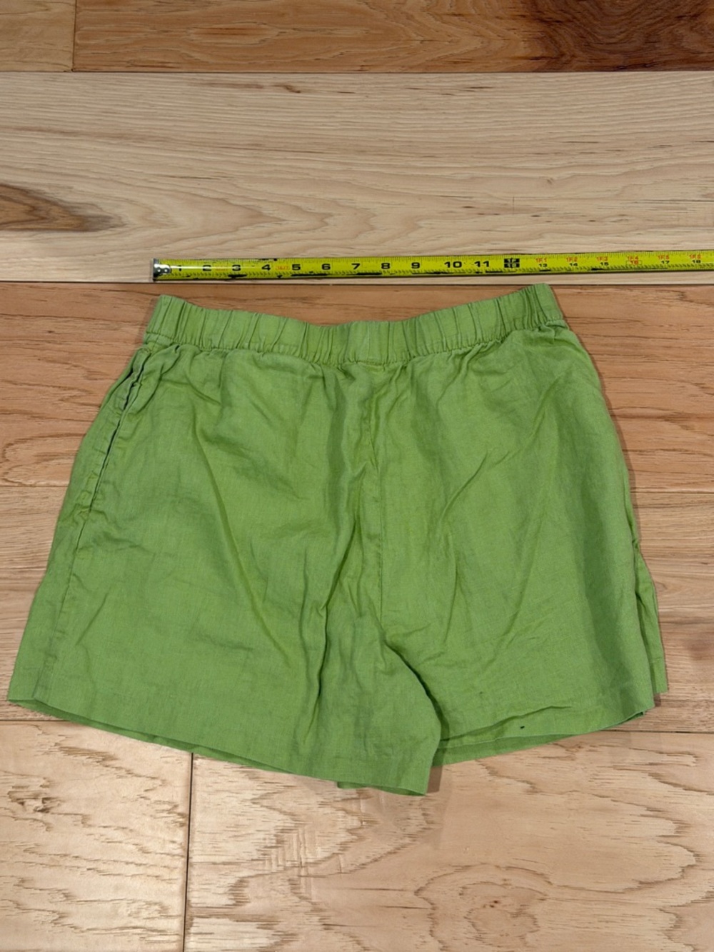 Linen Shorts - Picture 2 of 4